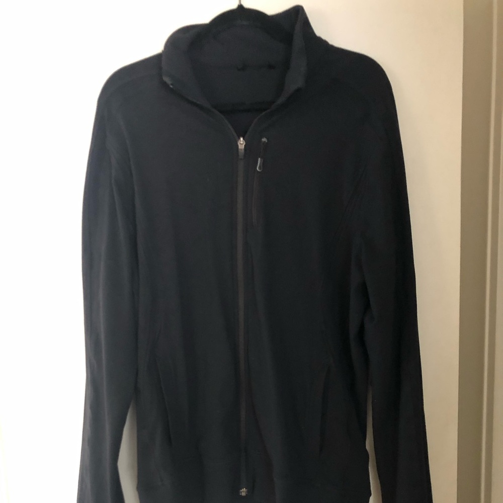 Men’s size large lululemon jacket